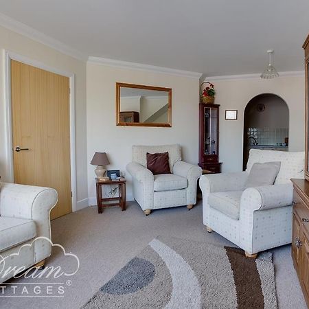 Bridge Apartment Веймут Екстер'єр фото