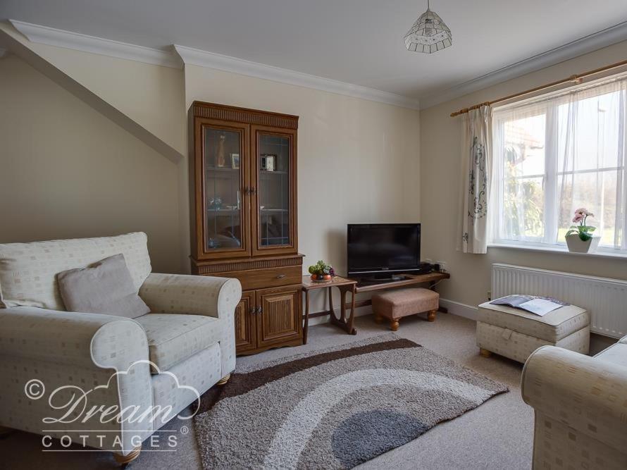 Bridge Apartment Веймут Екстер'єр фото